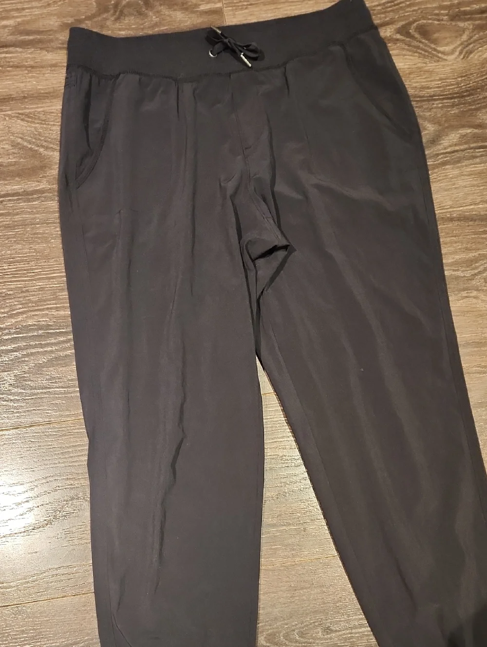 ❤️ ATHLETA CITY JOGGER PANTS, BLACK, 4 (27) - Picture 3 of 7